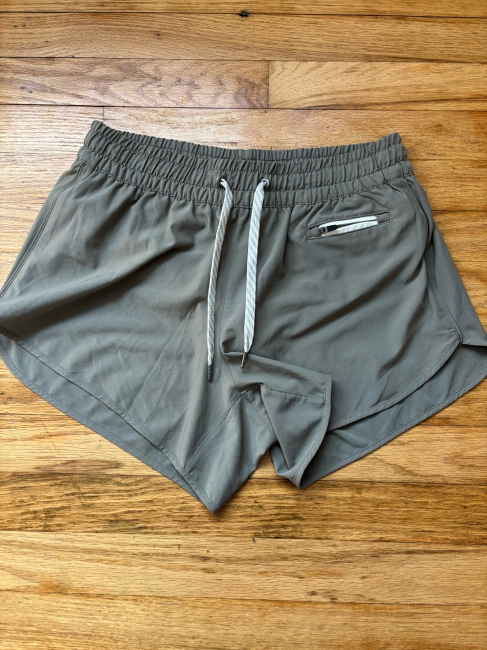 Vuori Women’s Clementine 4” Short 2.0